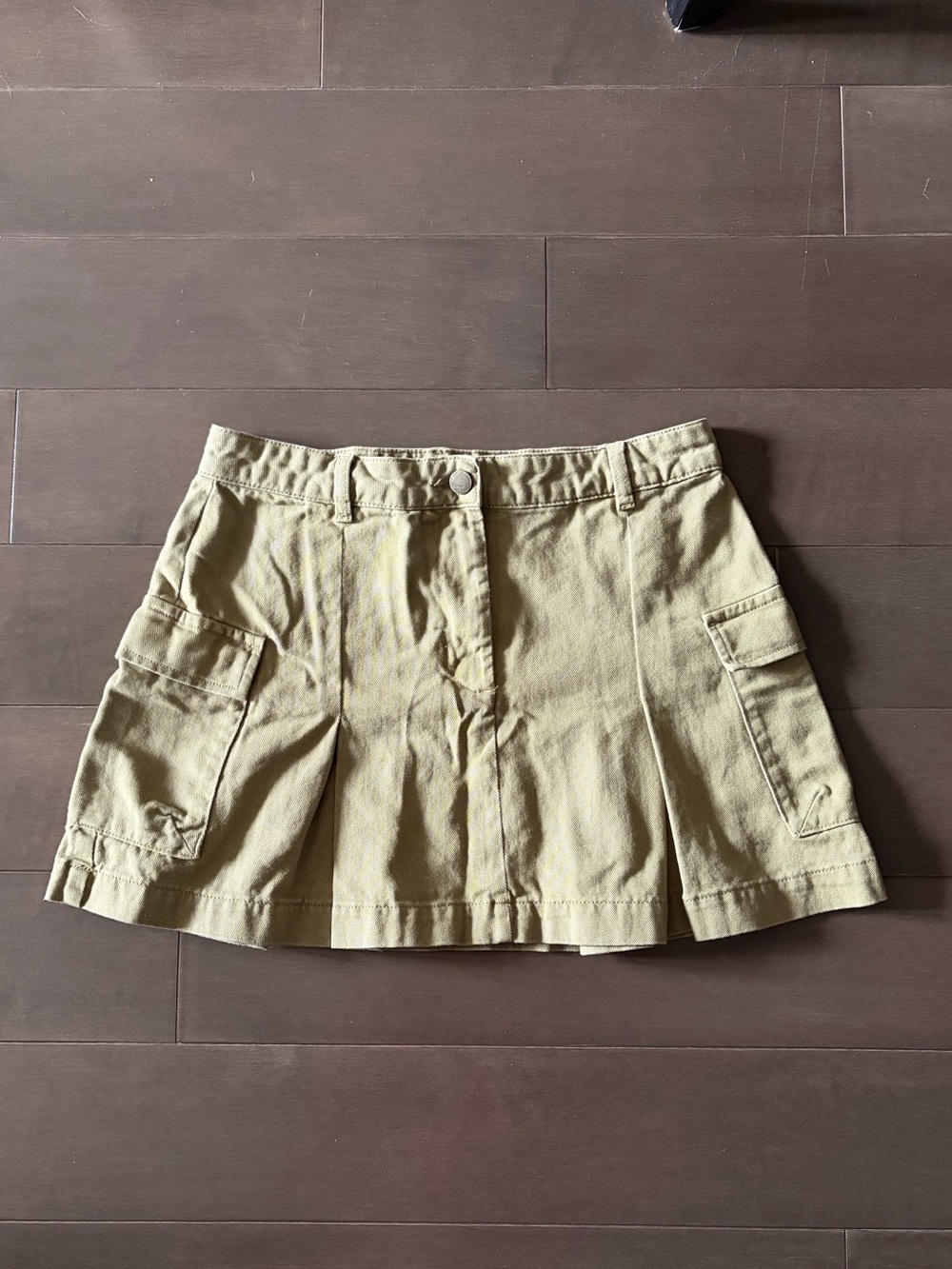 ONLY pleated cargo mini skirt